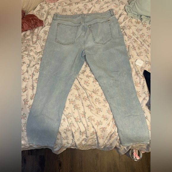 NWT Abercrombie and Fitch Light Wash Curve Love High Rise Skinny Jean - Picture 2 of 7